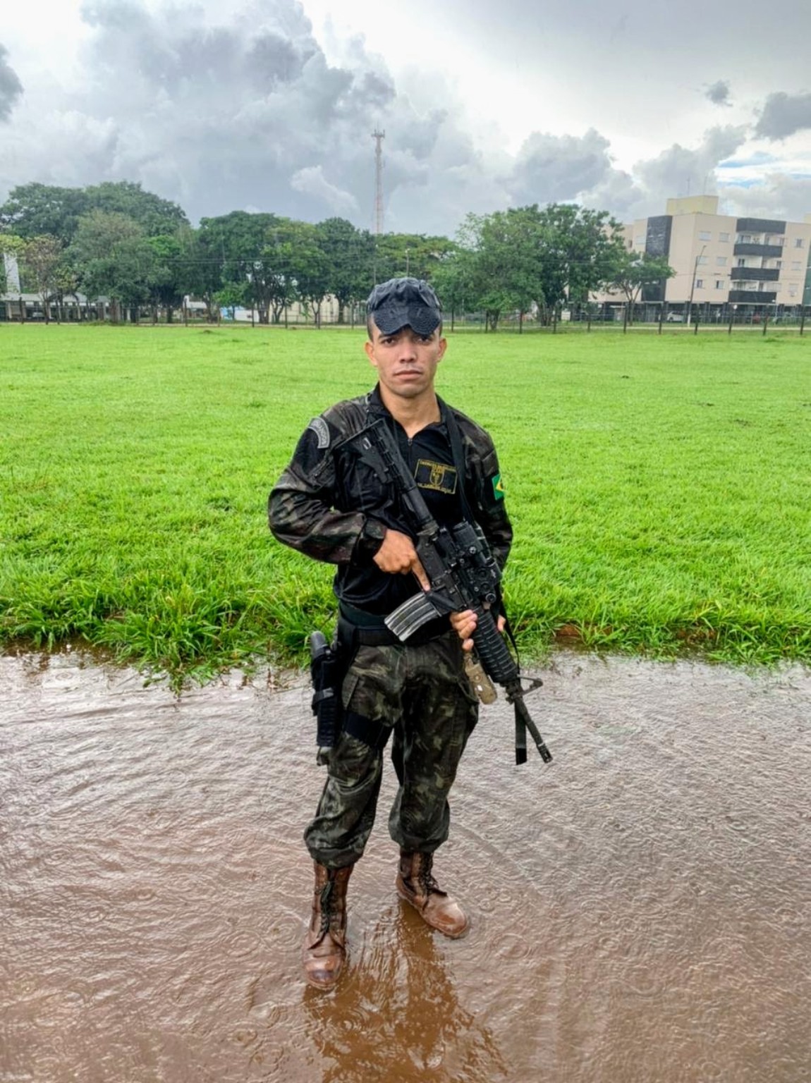 Carlos Eduardo durante formação operacional