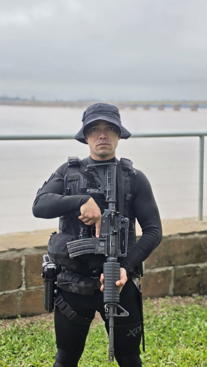 Carlos Eduardo em formação operacional